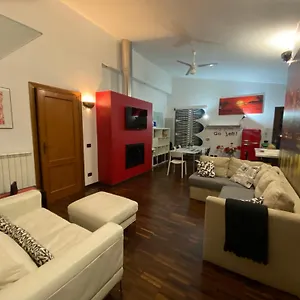 Casa Cirella Near Anagnina Metro Apartament